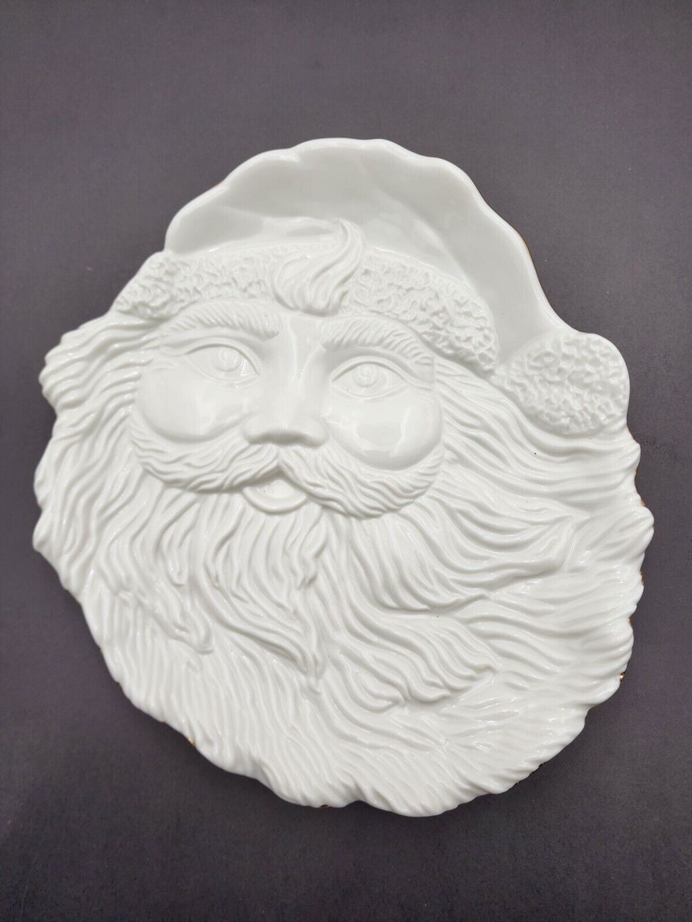 Mikasa Santa's Cookie Plate White Fine Porcelain & Gold Trim Holiday Elegance